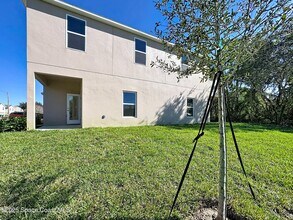536 L M Davey Ln in Titusville, FL - Building Photo - Building Photo