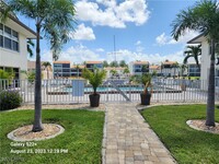 4211 SE 19th Pl in Cape Coral, FL - Foto de edificio - Building Photo