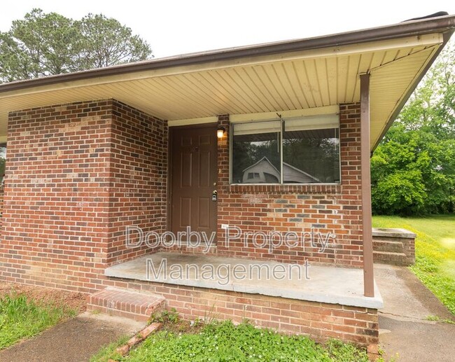 property at 807 Henderson Ave