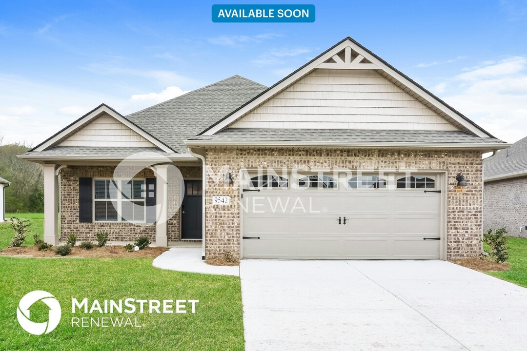 9542 Hampton Oak Dr S E in Owens Cross Roads, AL - Building Photo