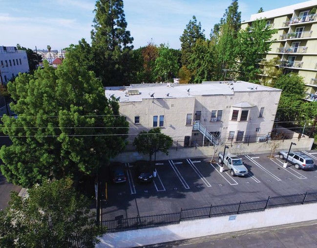 Regal Lofts in Los Angeles, CA - Building Photo - Building Photo