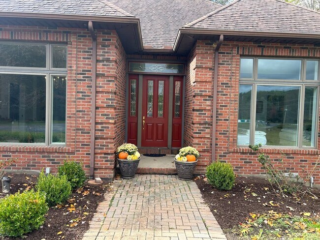 1035 Ghaner Rd in Port Matilda, PA - Building Photo - Building Photo
