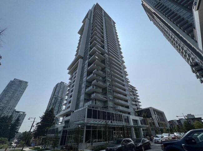 13350 Central Av in Surrey, BC - Building Photo - Building Photo