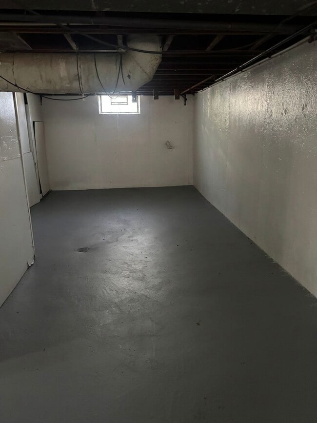 property at 19967 Oakfield Ave