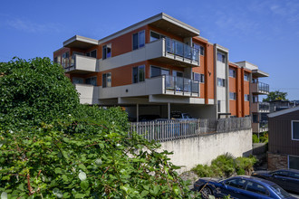 Valley Terrace in Seattle, WA - Building Photo - Building Photo