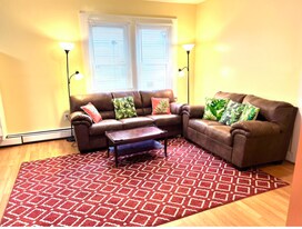 206 California Ave, Unit 204C-1 in Providence, RI - Building Photo