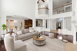 13202 Brushy Knoll Ln in Sugar Land, TX - Building Photo