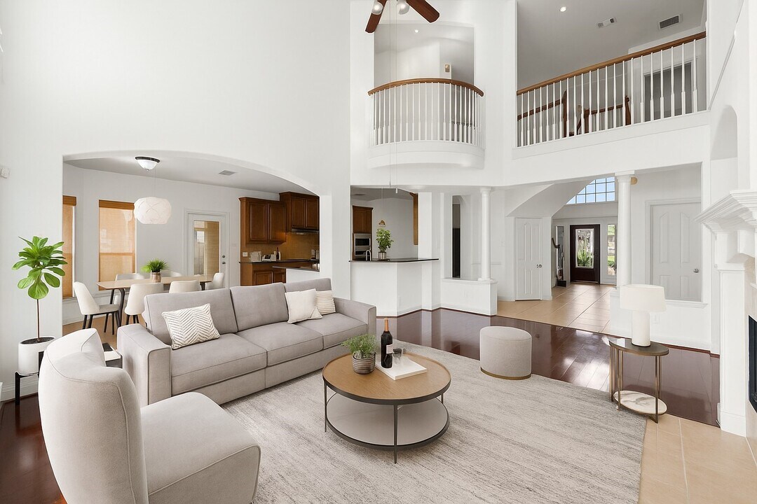 13202 Brushy Knoll Ln in Sugar Land, TX - Building Photo