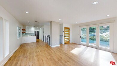 3424 Oak Glen Dr in Los Angeles, CA - Building Photo - Building Photo