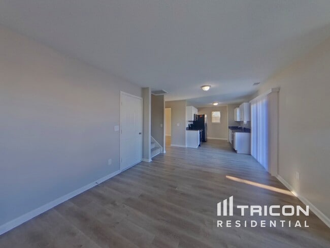 411 Fox Trot Dr in Columbia, SC - Foto de edificio - Building Photo