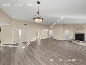2314 Silvergate Pl in Tucson, AZ - Building Photo - Building Photo