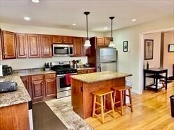 24 Bacon St in Watertown, MA - Building Photo - Building Photo