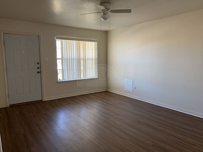 320 Cedar Ridge Dr in Nolanville, TX - Building Photo - Building Photo