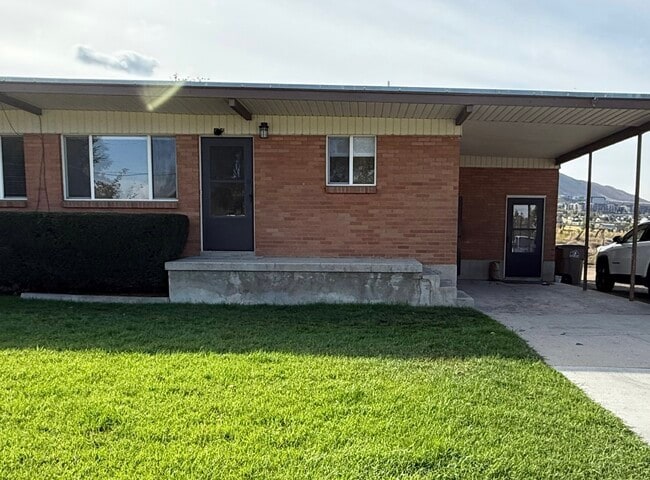 466 E 13800 S in Draper, UT - Building Photo - Building Photo