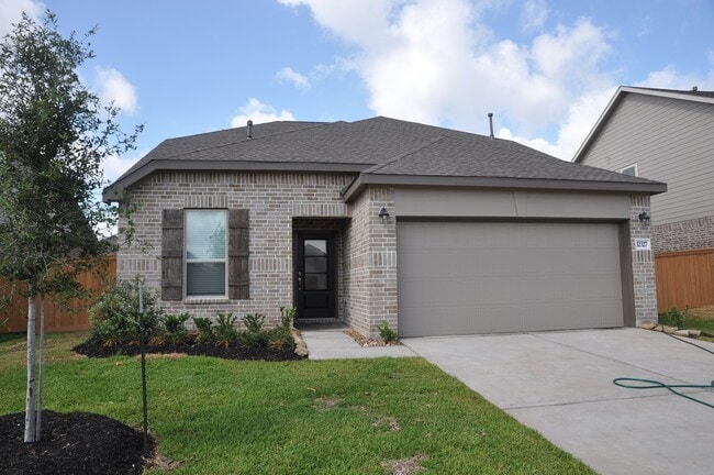 32327 Melbrooke Dr in Brookshire, TX - Foto de edificio - Building Photo