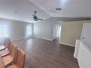 5450 Cardinal Ridge Ct in Las Vegas, NV - Building Photo - Building Photo
