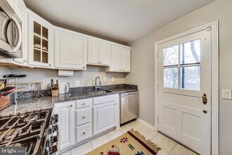 6711 Conway Ave in Takoma Park, MD - Building Photo - Building Photo