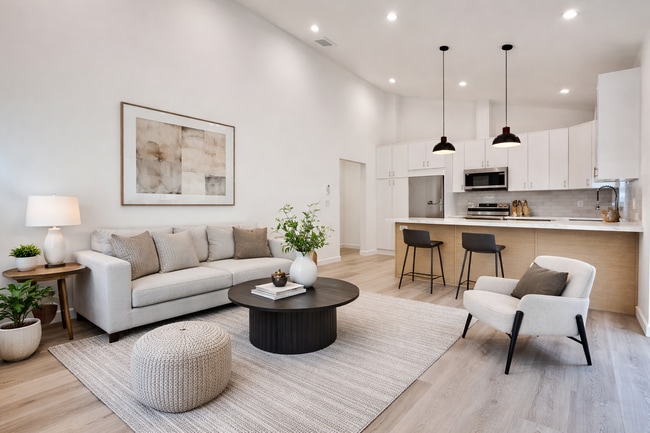 619 N Vista St, Unit A