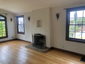 1683 Scenic Ave in Berkeley, CA - Building Photo - Building Photo