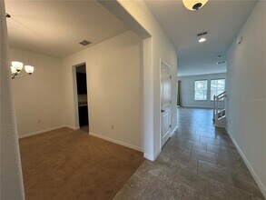 2445 Beacon Landing Cir in Orlando, FL - Building Photo - Building Photo