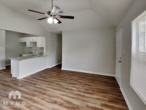 4271 Wagon Trail Cove in Memphis, TN - Foto de edificio - Building Photo