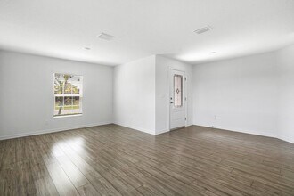 1581 SW Underwood Ave in Port St. Lucie, FL - Building Photo - Building Photo
