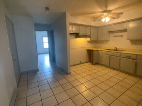 21 Indiana St in Danville, IL - Building Photo - Building Photo