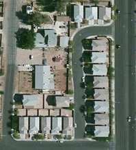 5070 Flore Del Sol St in Las Vegas, NV - Building Photo - Building Photo