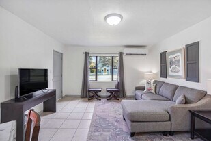 662 Callahan St, Unit SI ID1545989P in Winter Park, FL - Building Photo