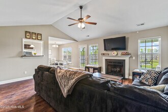 205 Long Neck Dr in Richlands, NC - Building Photo - Building Photo