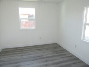 592 Willow Ave in Cherryland, CA - Building Photo - Building Photo