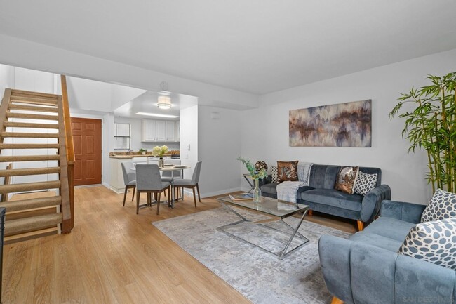 property at 8461 Via Mallorca