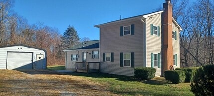 7673 Bent Mountain Rd in Roanoke, VA - Building Photo - Building Photo