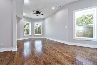 6520 S Minerva Ave in Chicago, IL - Building Photo - Building Photo