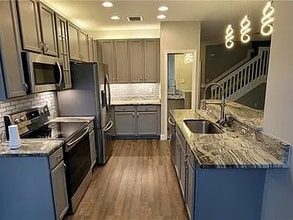 4048 Cherrybrook Loop in Ft. Myers, FL - Building Photo - Building Photo