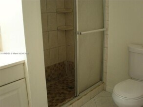 7960 Colony Cir N, Unit 301 in Tamarac, FL - Building Photo - Building Photo