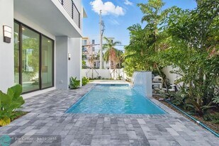 204 Osceola Park Ln in Delray Beach, FL - Building Photo