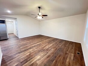 2001 Burlington Dr in Pevely, MO - Building Photo - Building Photo