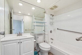 87-561-561 Farrington Hwy in Waianae, HI - Building Photo - Building Photo