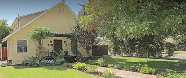 property at 15242 La Maida St