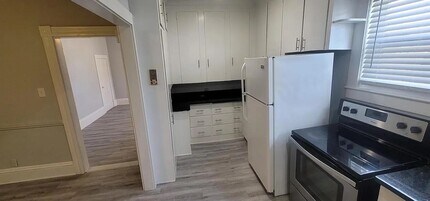 97 Taylor St in Manchester, NH - Building Photo - Building Photo