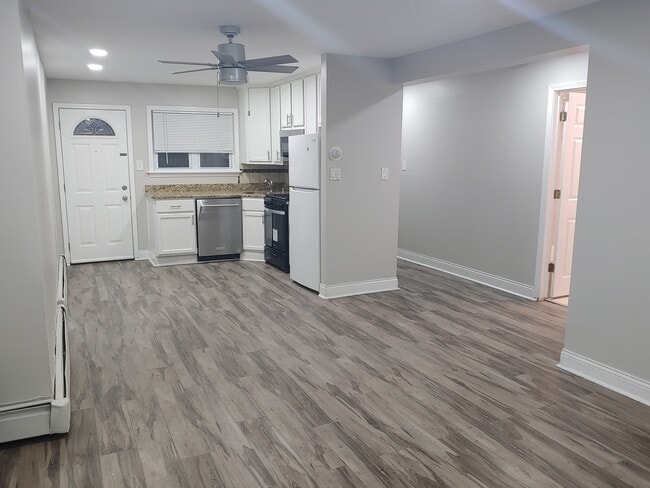 6969 N Ashland Blvd in Chicago, IL - Building Photo - Building Photo