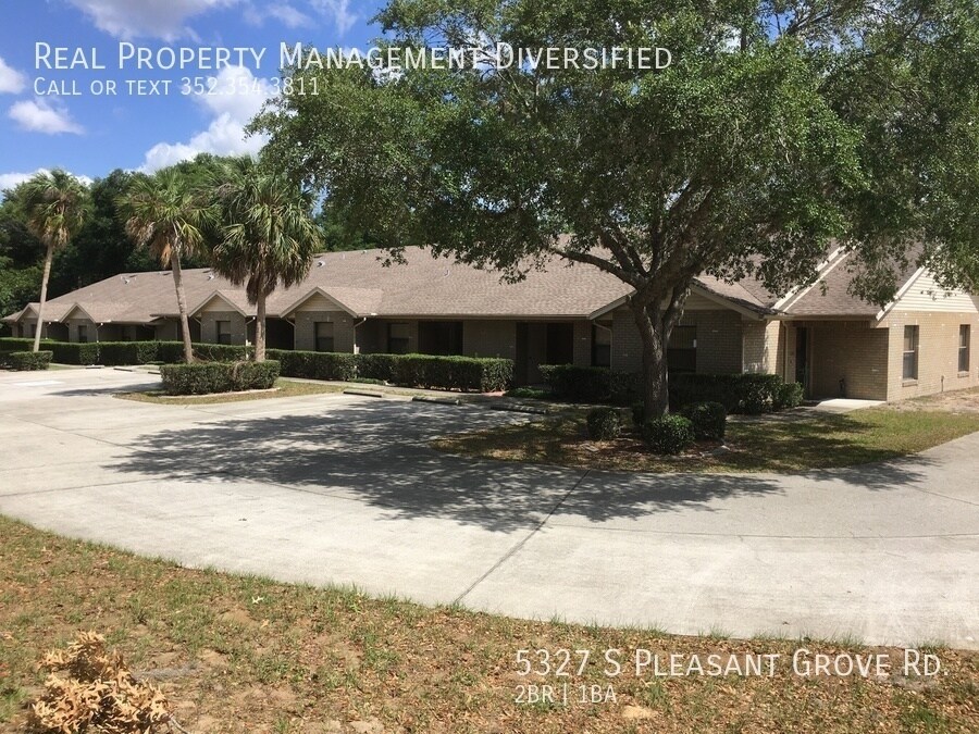 5327 S Pleasant Grove Rd in Inverness, FL - Building Photo