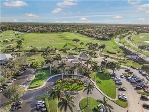 205 Deerwood Cir in Naples, FL - Building Photo - Building Photo