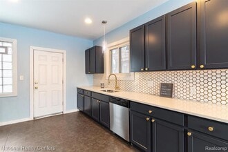 2544 Atkinson St in Detroit, MI - Foto de edificio - Building Photo