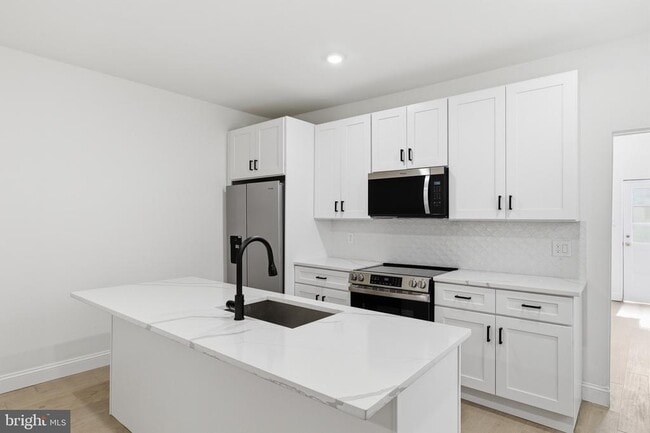 property at 935 Passyunk Ave