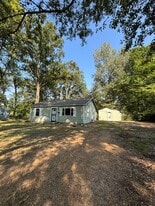 7858 Nimitz Rd in Millington, TN - Building Photo