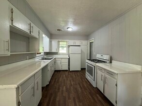 2646 Revere St in Jackson, MS - Building Photo - Building Photo