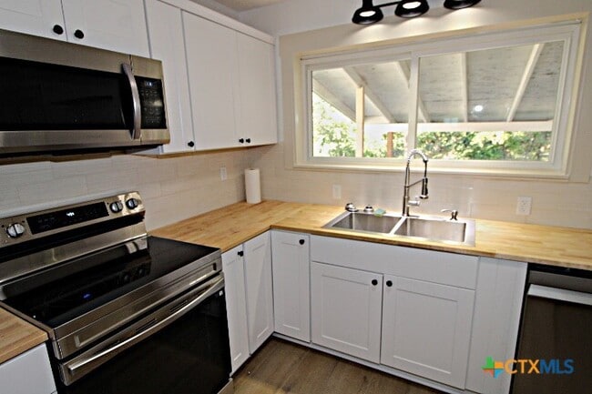 property at 507 Judy Ln