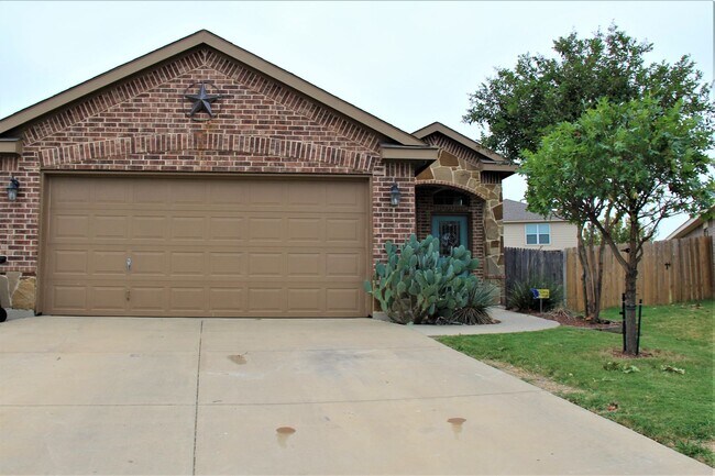 4629 Thistle Creek Ct in Fort Worth, TX - Building Photo - Building Photo